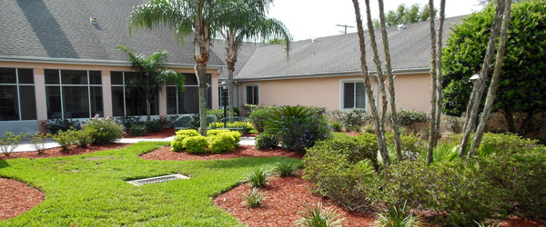 Brandon fl senior living community backyard